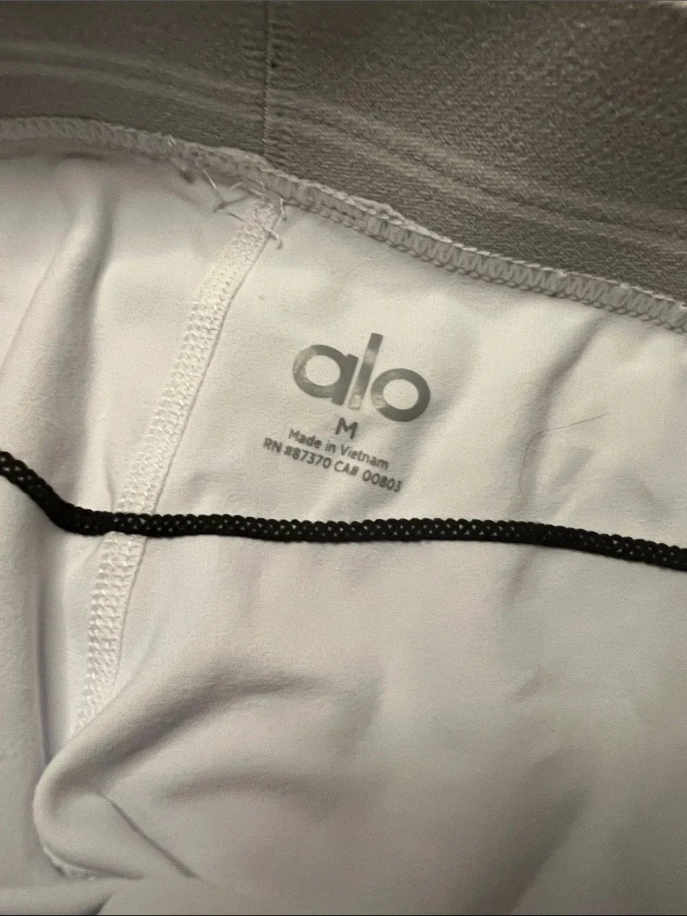 ALO Yoga • Airbrush High-Waist Heart Throb Legging